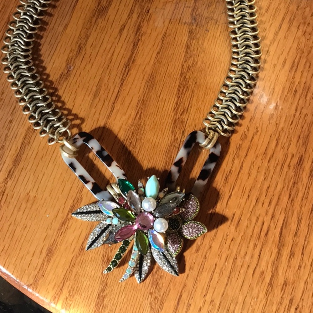Stella& Dot Belle necklace